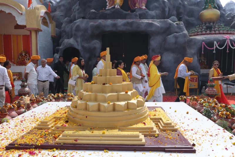 <p><span style="color: #7d4219;"><strong><span style="font-family: 'book antiqua', palatino; font-size: 14pt;">Divine Rewards Through Guru's Grace</span></strong></span></p>